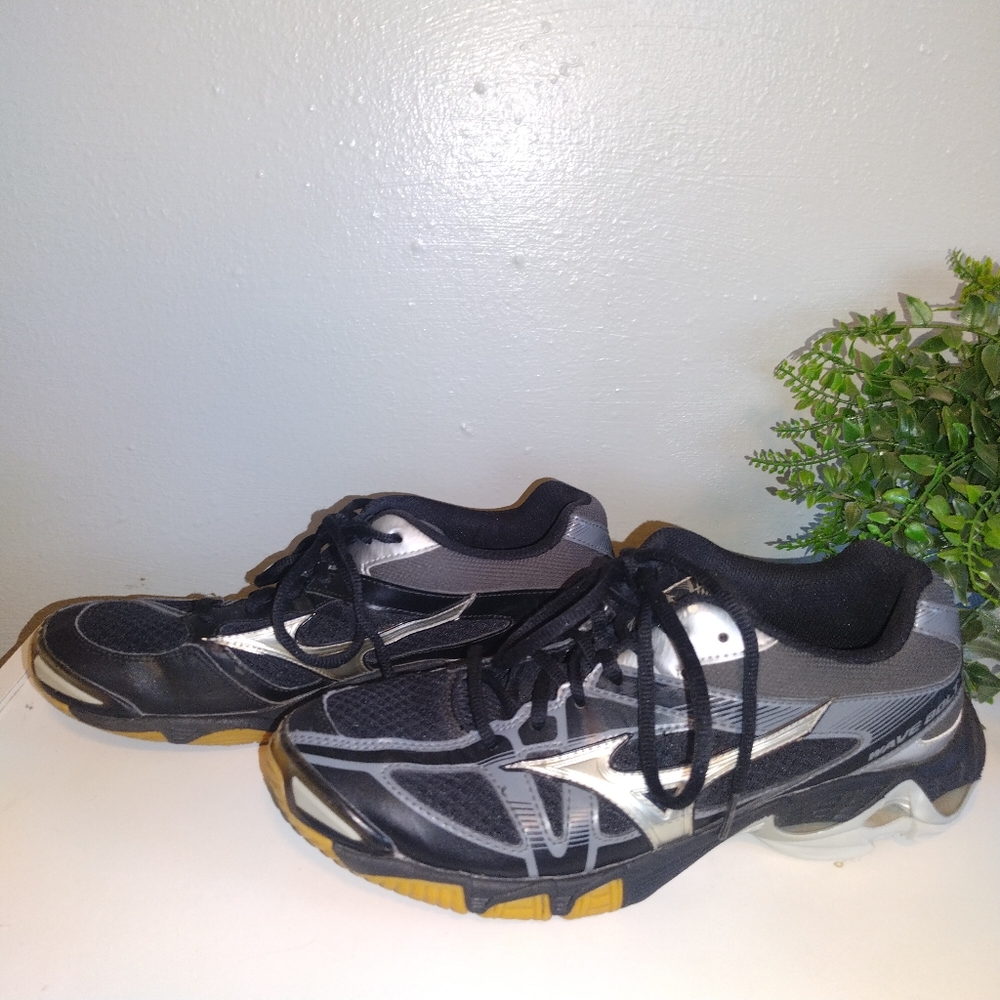 Mizuno non marking shoes 9.5 black silver